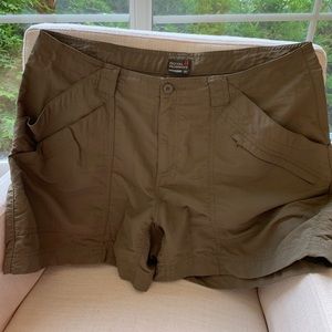 Royal Robbins Shorts